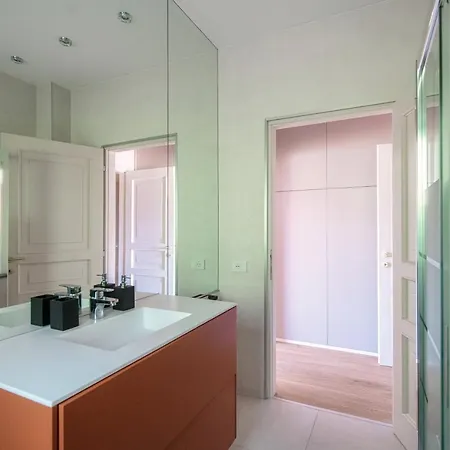 Apartment Joivy Sofia Como
